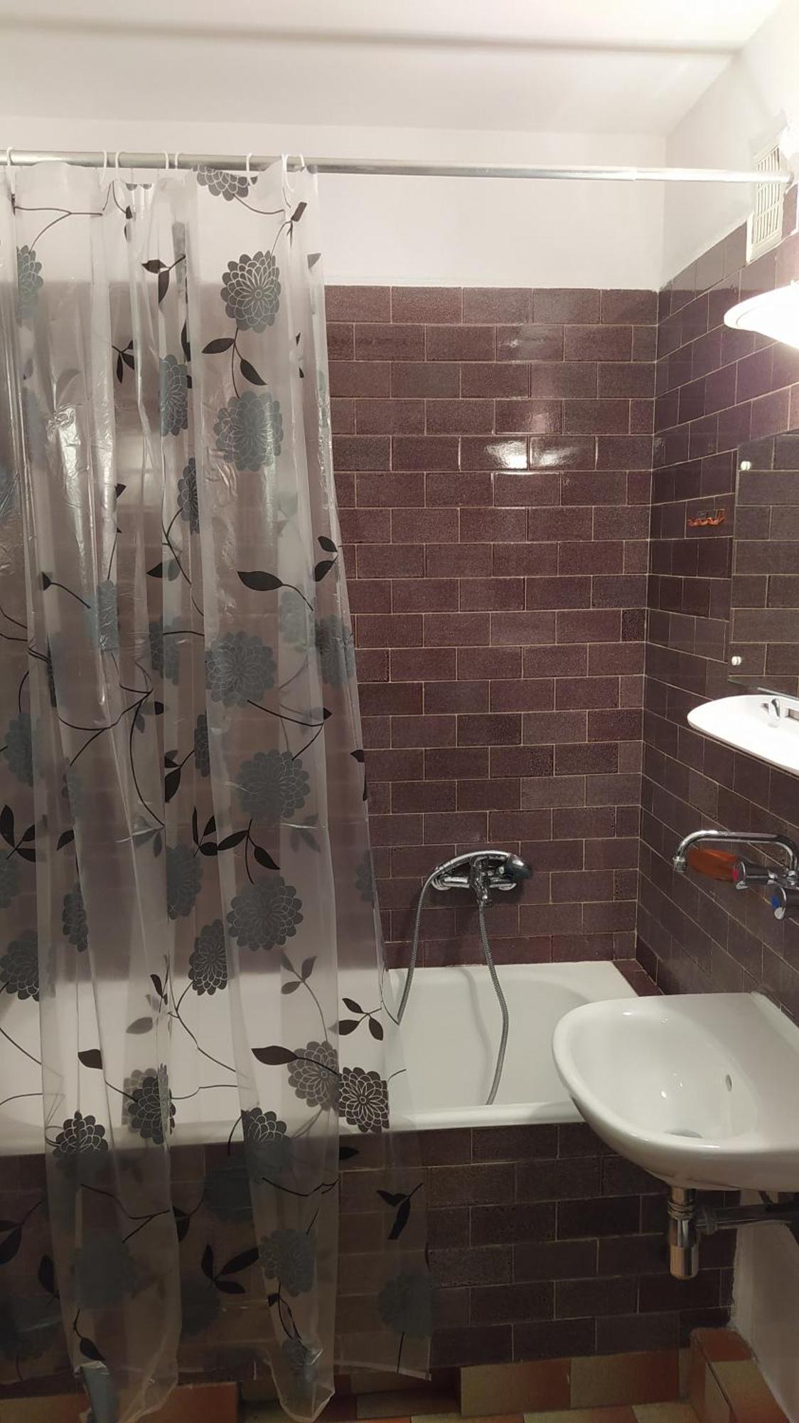 Uroczy Apartament Z Bezplatnych Parkingiem Varşova Dış mekan fotoğraf